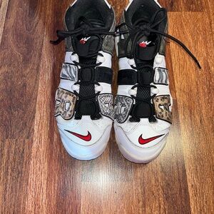 Nike White and Black Sneakers with Red Accents